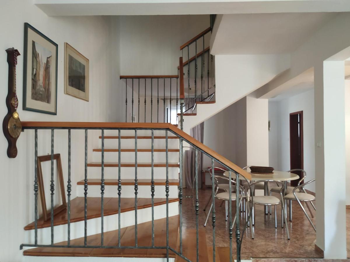 Apartmani Deleut Novi Vinodolski Exterior photo